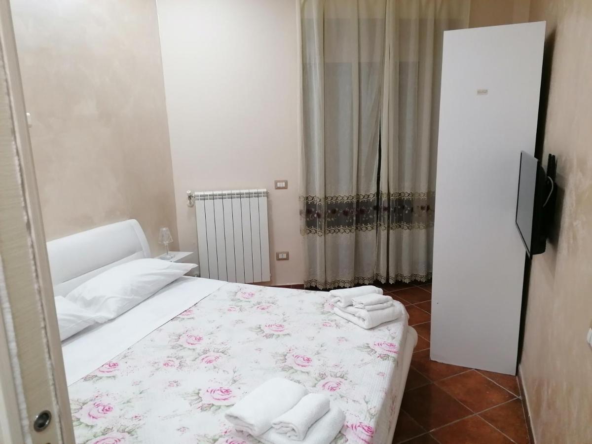 Casa Amelia Bed & Breakfast Napoli Dış mekan fotoğraf